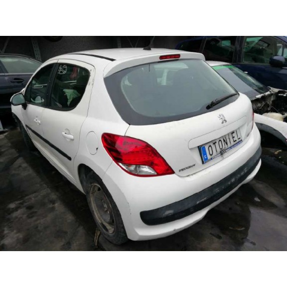 peugeot 207 del año 2010