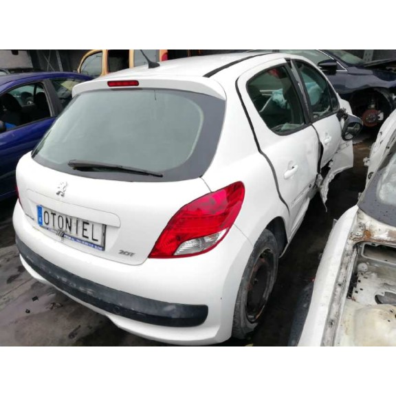 peugeot 207 del año 2010
