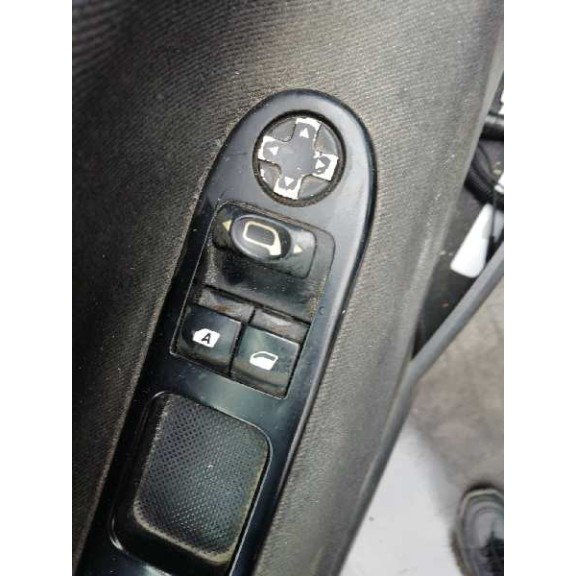 peugeot 207 del año 2010