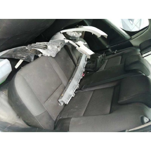 peugeot 207 del año 2010