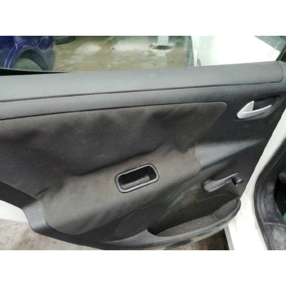 peugeot 207 del año 2010