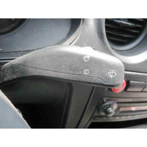 seat ibiza (6l1) del año 2002