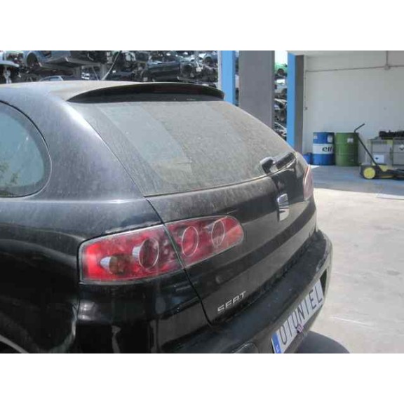 seat ibiza (6l1) del año 2002