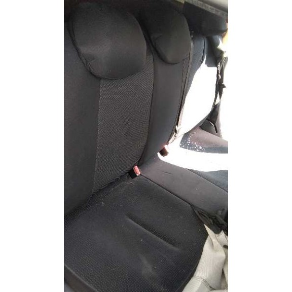 citroën c4 berlina del año 2006