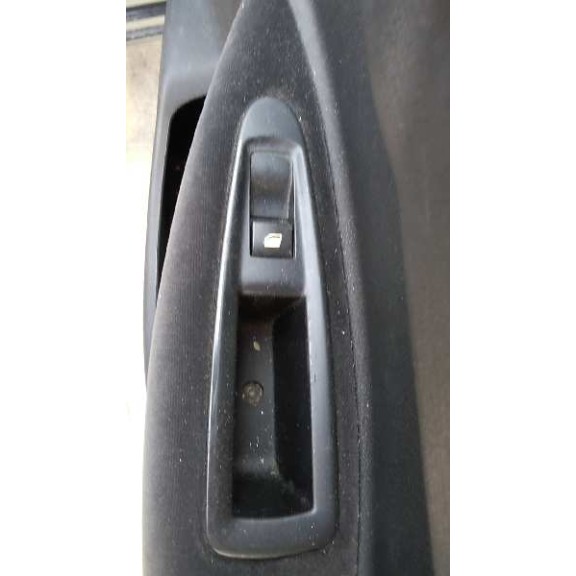 citroën c4 berlina del año 2006