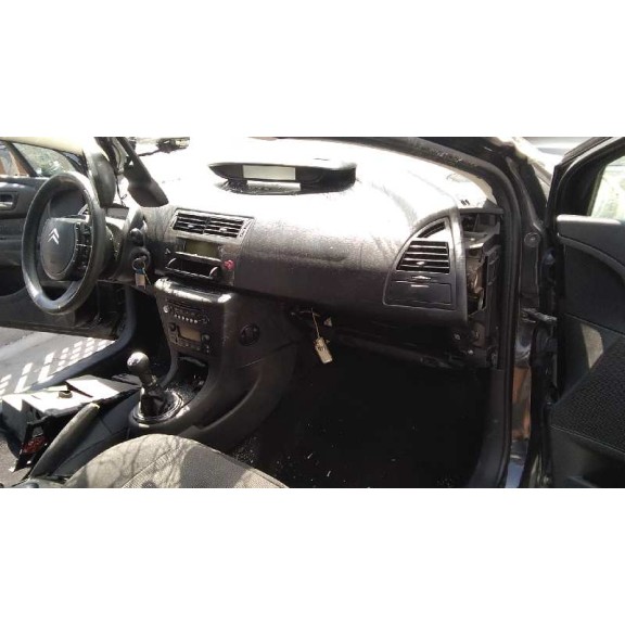 citroën c4 berlina del año 2006