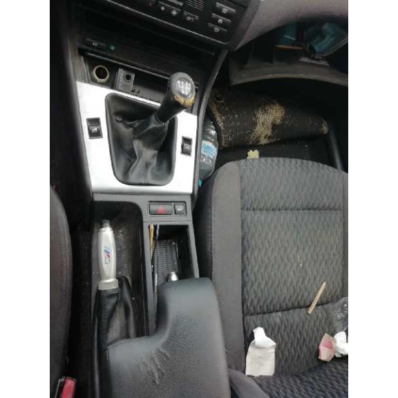 bmw serie 3 berlina (e46) del año 2000