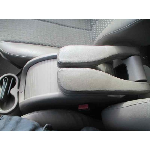 renault grand scenic del año 2005