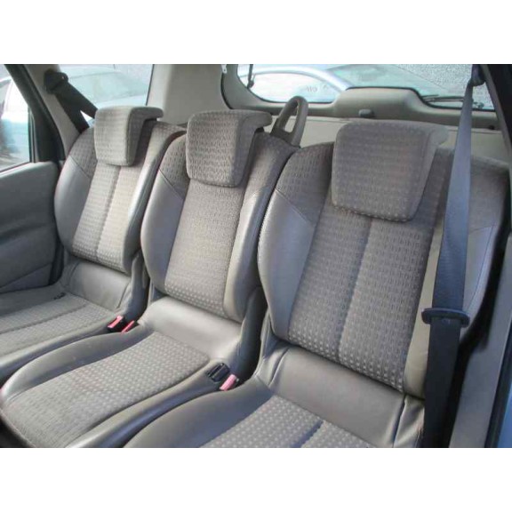 renault grand scenic del año 2005