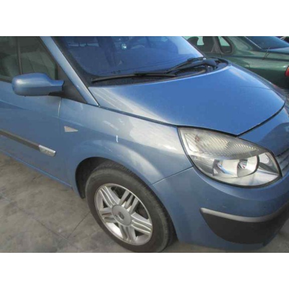 renault grand scenic del año 2005