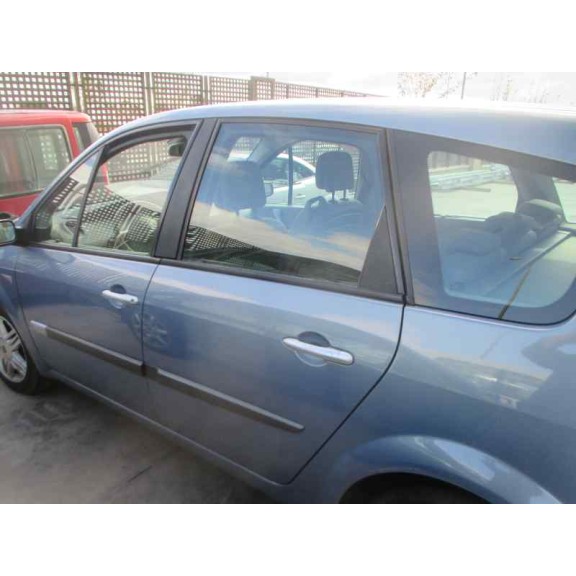 renault grand scenic del año 2005