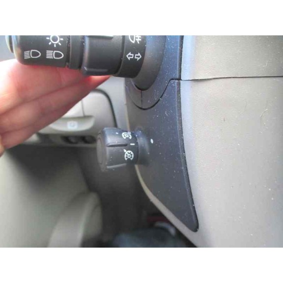 renault grand scenic del año 2005