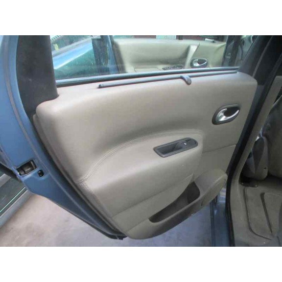 renault grand scenic del año 2005