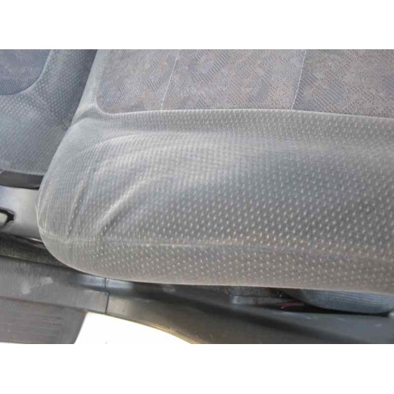 toyota corolla (e11) del año 2000