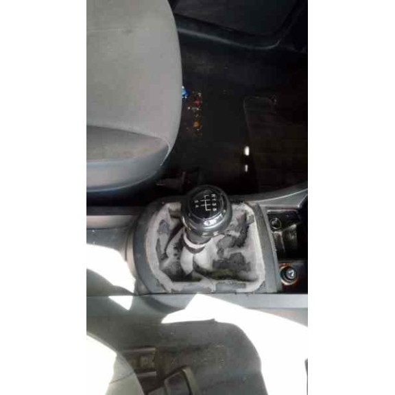 seat ibiza (6l1) del año 2004