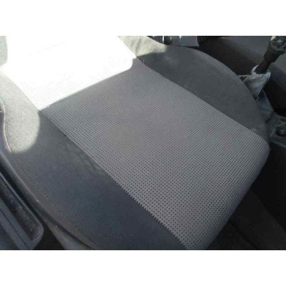 opel corsa c del año 2006