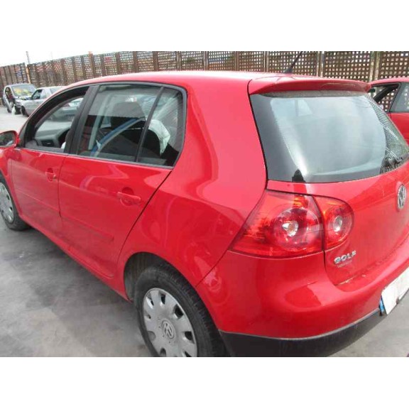 volkswagen golf v berlina (1k1) del año 2006