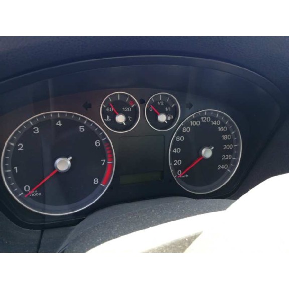 ford focus berlina (cap) del año 2006