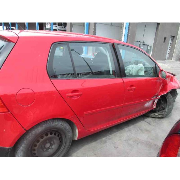 volkswagen golf v berlina (1k1) del año 2006