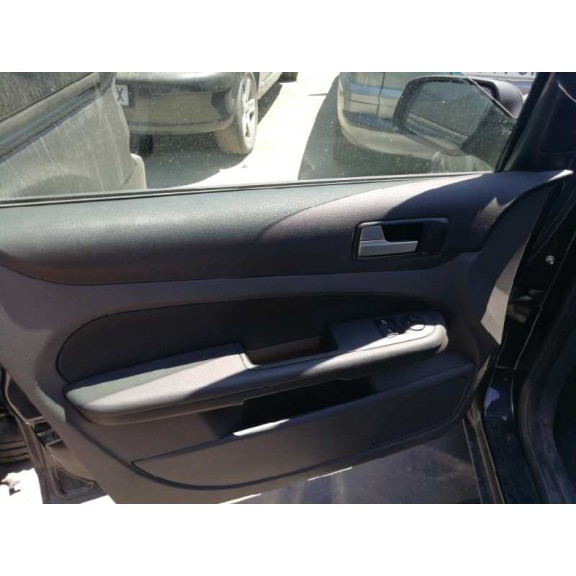 ford focus berlina (cap) del año 2006