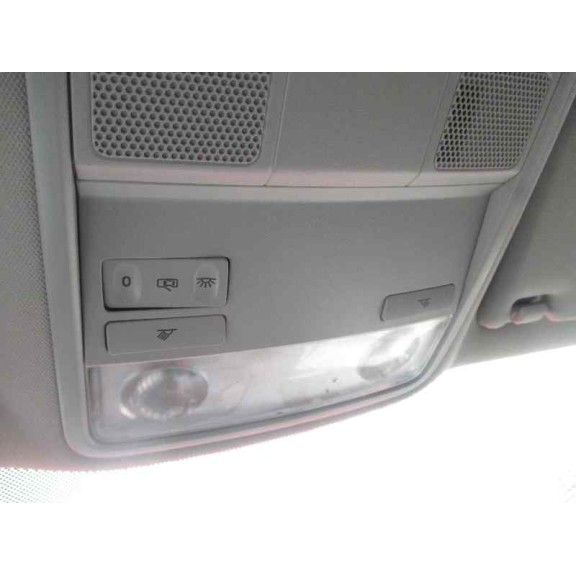 volkswagen golf v berlina (1k1) del año 2006