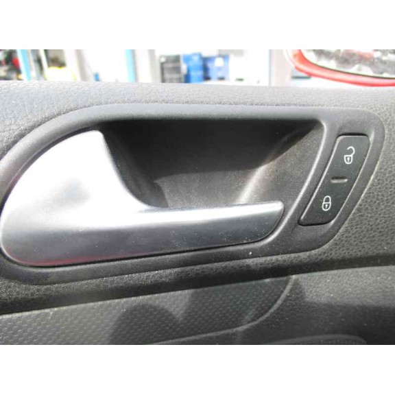 volkswagen golf v berlina (1k1) del año 2006