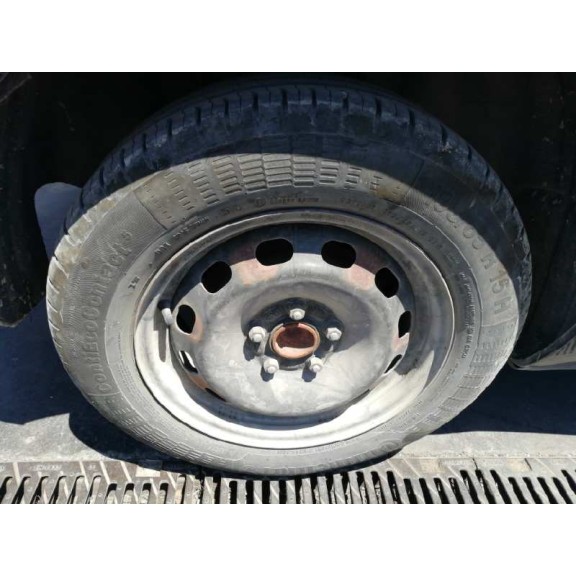 ford focus berlina (cap) del año 2006