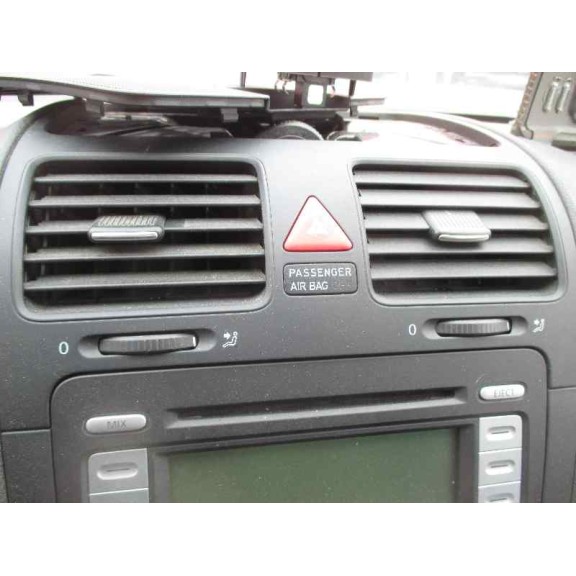 volkswagen golf v berlina (1k1) del año 2006