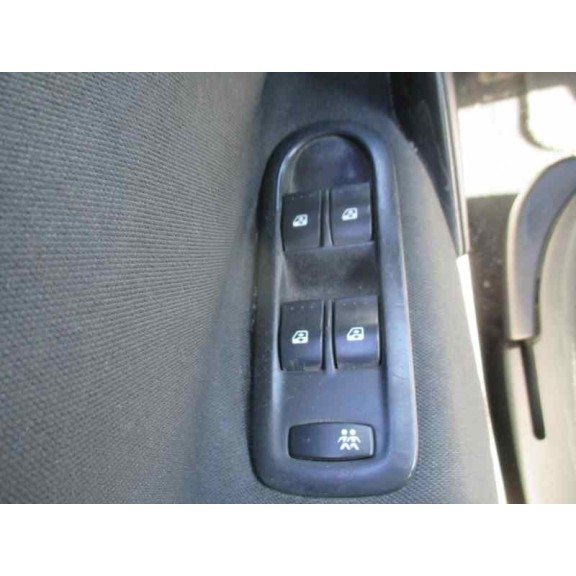 renault megane ii berlina 5p del año 2004