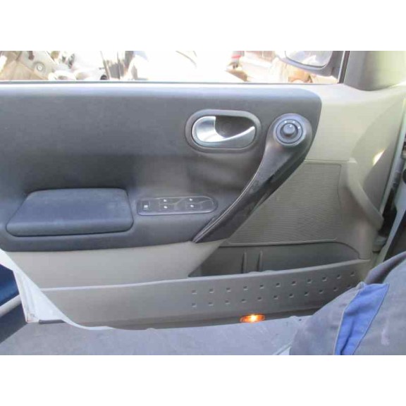 renault megane ii berlina 5p del año 2004