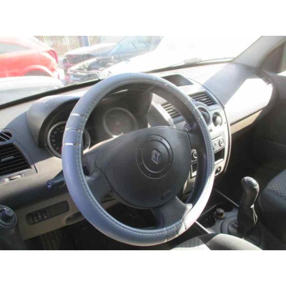 renault megane ii berlina 5p del año 2004