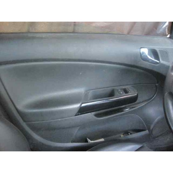 opel corsa d del año 2012