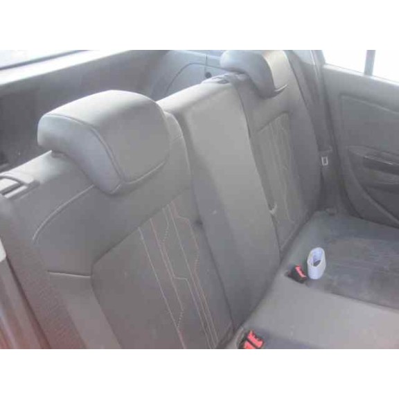 opel corsa d del año 2012