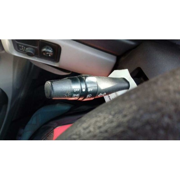 nissan almera (n16/e) del año 2000