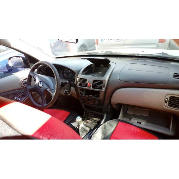 nissan almera (n16/e) del año 2000