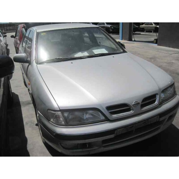 nissan primera berlina (p11) del año 1999