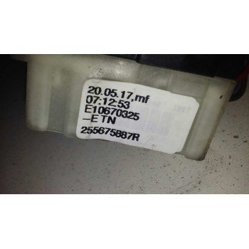 Recambio de mando luces para renault captur luxe referencia OEM IAM E10670325  