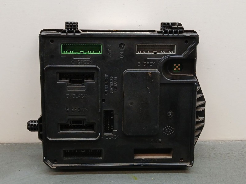 Recambio de centralita bsm para renault megane iii sport tourer 1.5 dci diesel fap referencia OEM IAM 284b17882r  