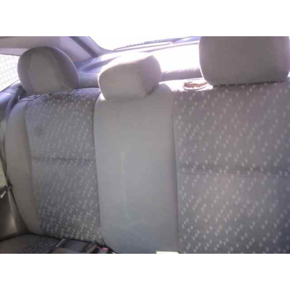 ford focus berlina (cak) del año 1999