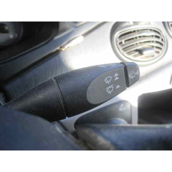 ford focus berlina (cak) del año 1999