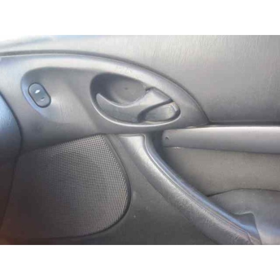 ford focus berlina (cak) del año 1999