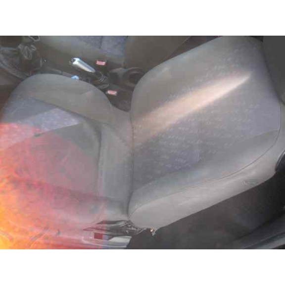 ford focus berlina (cak) del año 1999