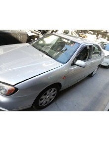 nissan primera berlina (p11) del año 2000 2