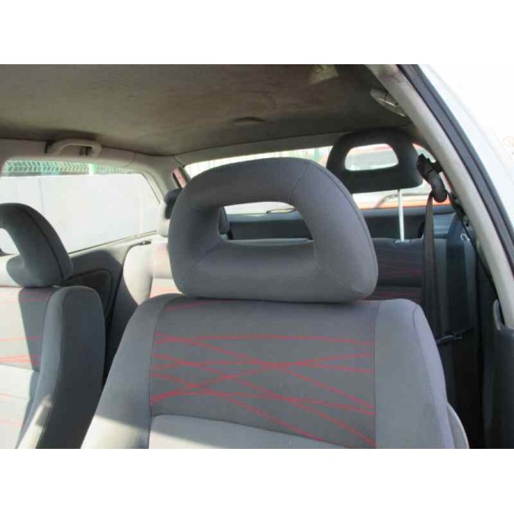 seat ibiza (6k1) del año 2001