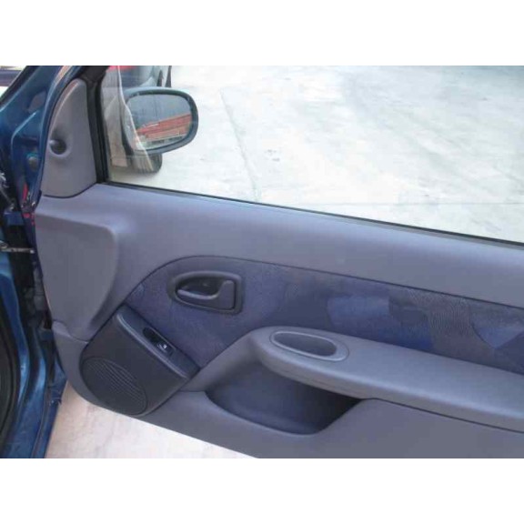 renault clio ii fase i (b/cbo) del año 2000