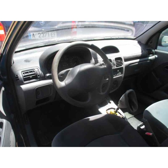 renault clio ii fase i (b/cbo) del año 2000