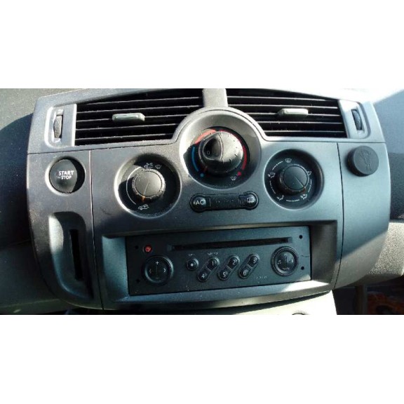 renault scenic ii del año 2006