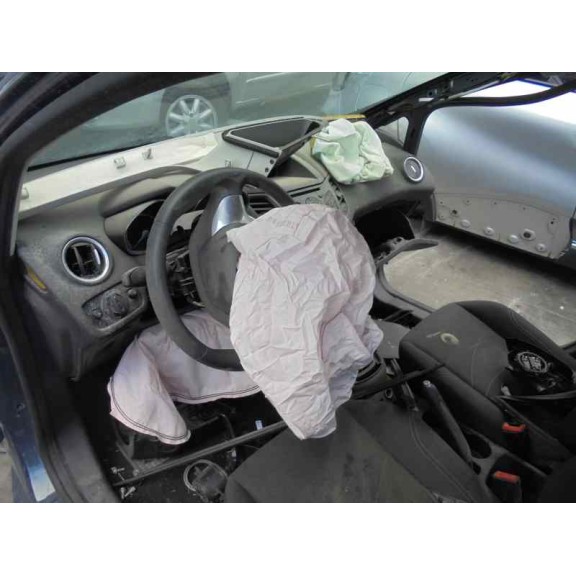 ford fiesta (ccn) del año 2015