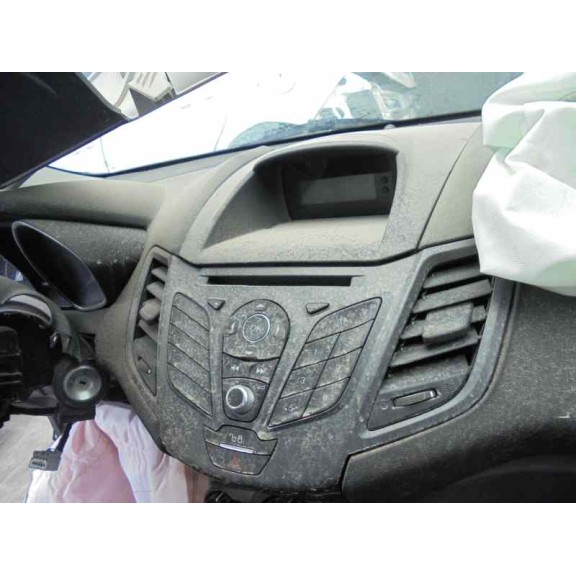 ford fiesta (ccn) del año 2015