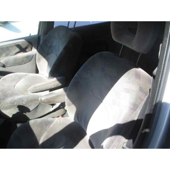 citroën xsara picasso del año 2000